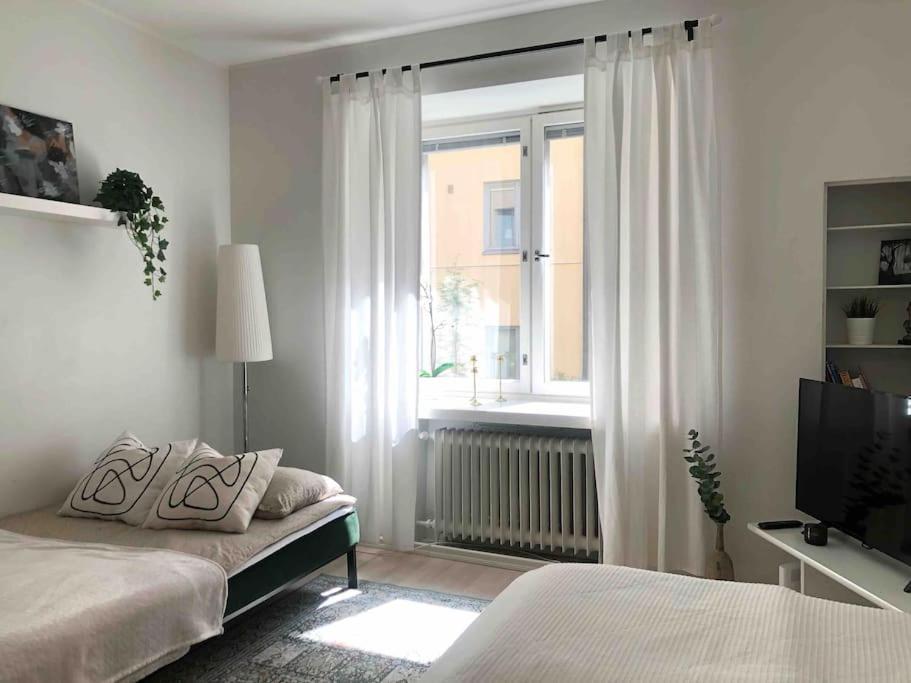 Modern And Bright Studio With Top Location Helsinki Bagian luar foto